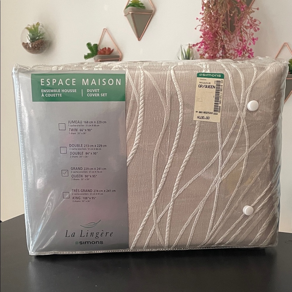 NWT Simons La Lingèrie Grey/Beige Cable Jacquard Queen Duvet Cover Set